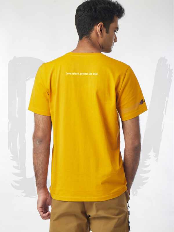 Unisex Short Sleeve – The Hug or Run! | A4 Front Print | Save Animals